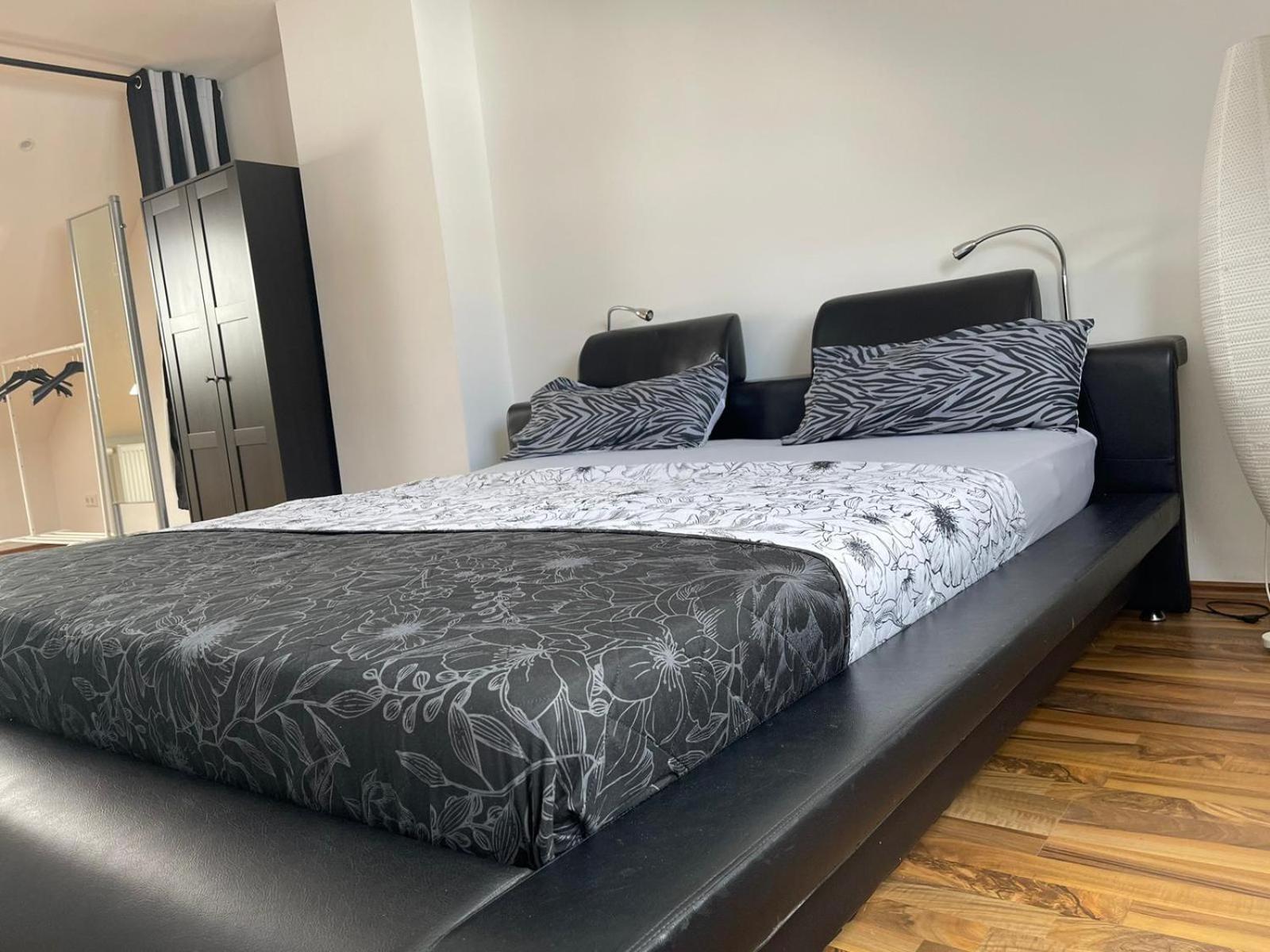 Luxurioeses Zimmer 10Min Zum Universitaet Kassel Exteriör bild